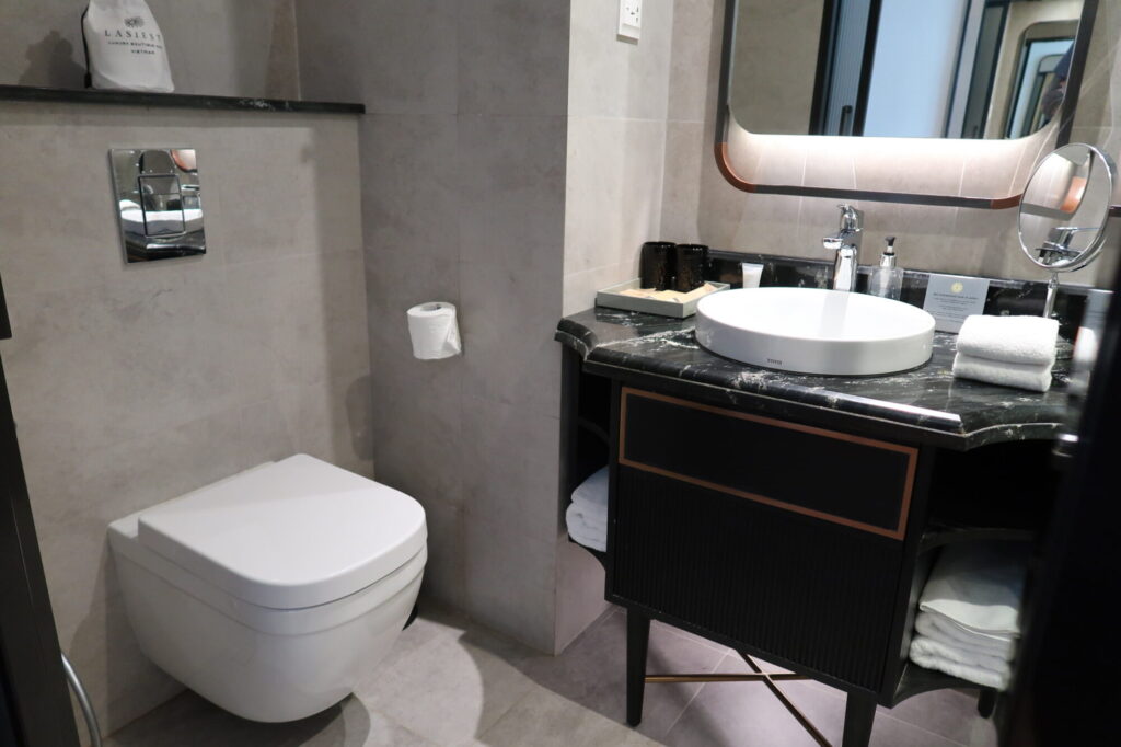 La Siesta Premium Saigon Review: Ho Chi Minh City's Boutique Hotel Gem 11