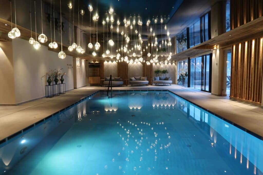 Indoor pool at Hotel Recort in Italy